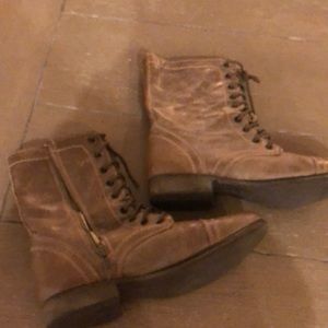 Steve Madden Boots